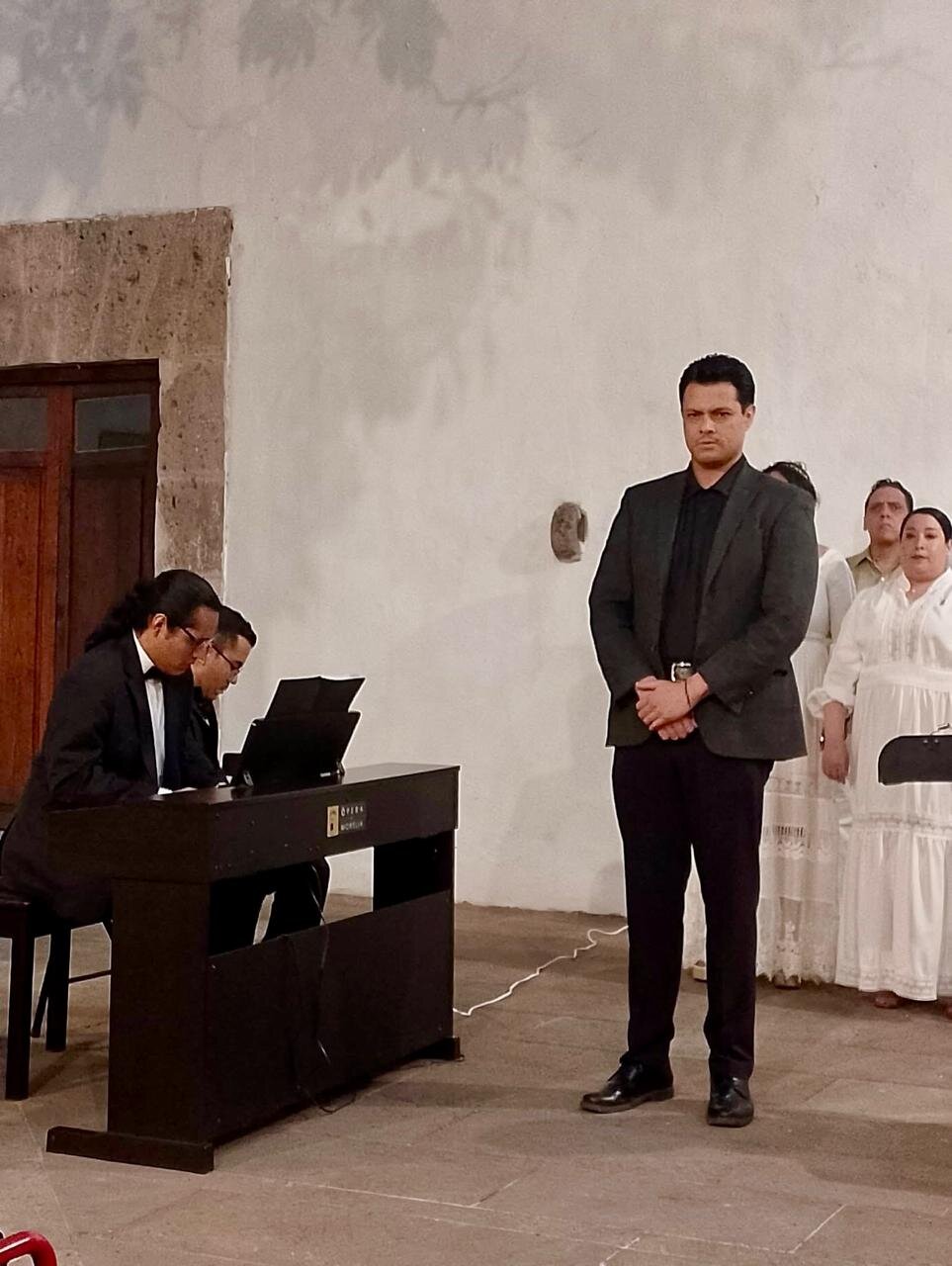 José Luis Miranda en su debut como Aurelio